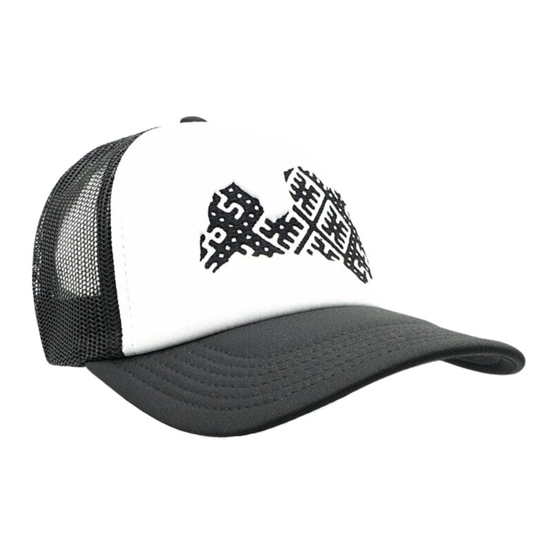 Latvija (ar liektu nagu) - ar sietu